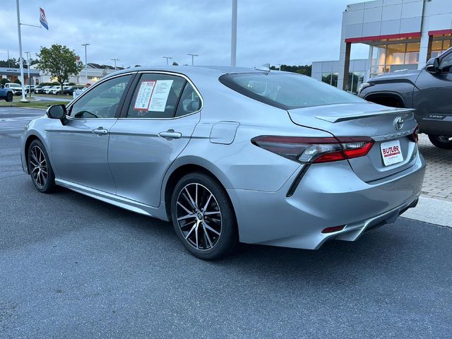 2022 Toyota Camry SE