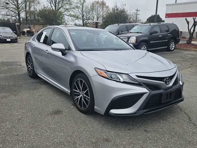 2022 Toyota Camry 