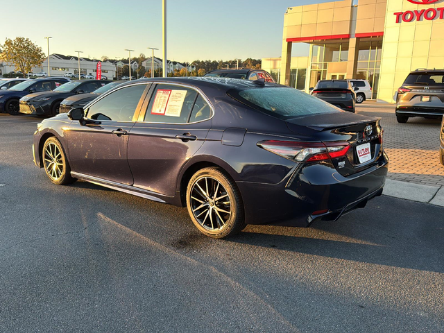 2022 Toyota Camry SE