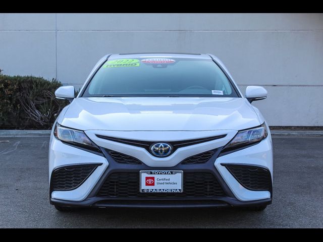 2022 Toyota Camry Hybrid SE