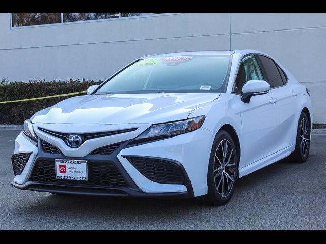 2022 Toyota Camry Hybrid SE