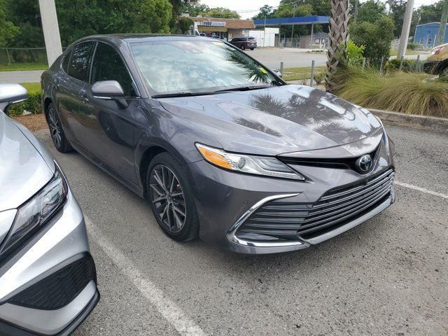 2022 Toyota Camry XLE