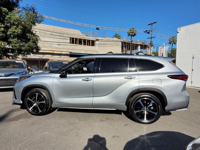 2022 Toyota Highlander XSE