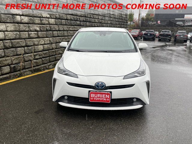 2022 Toyota Prius LE