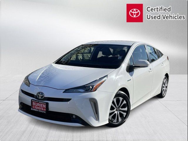 2022 Toyota Prius LE