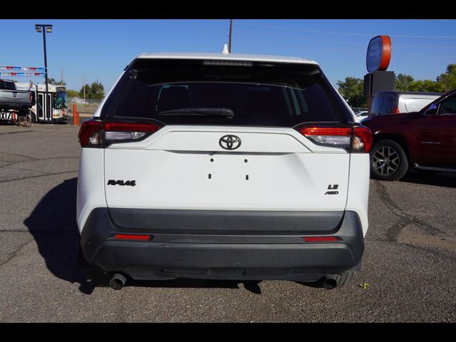 2022 Toyota RAV4 LE