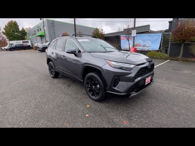 2022 Toyota RAV4 Hybrid SE