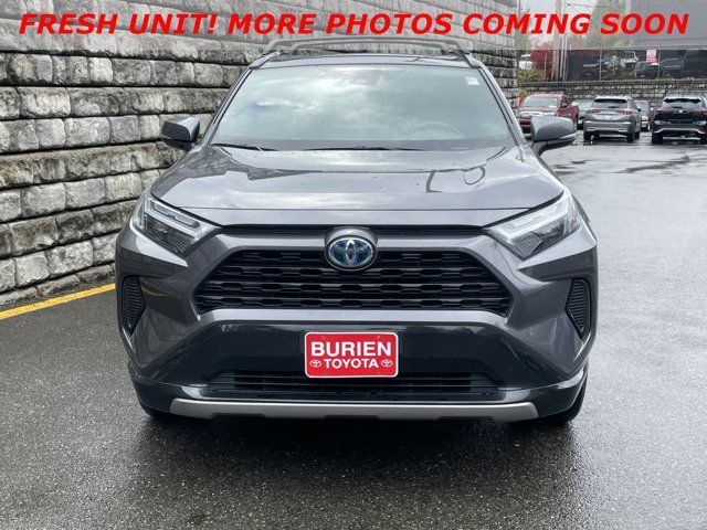 2022 Toyota RAV4 Hybrid SE