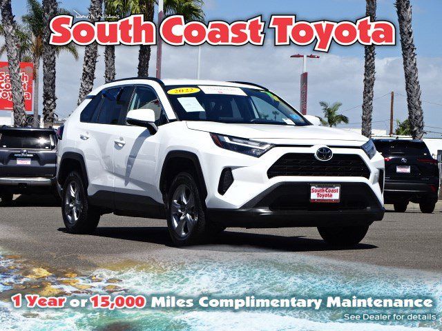 2022 Toyota RAV4 XLE