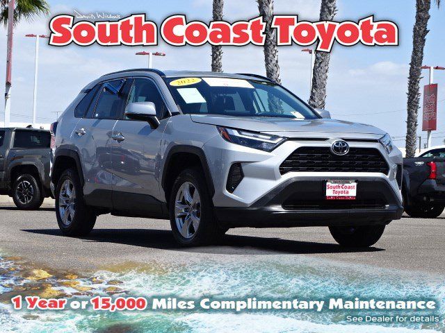 2022 Toyota RAV4 XLE