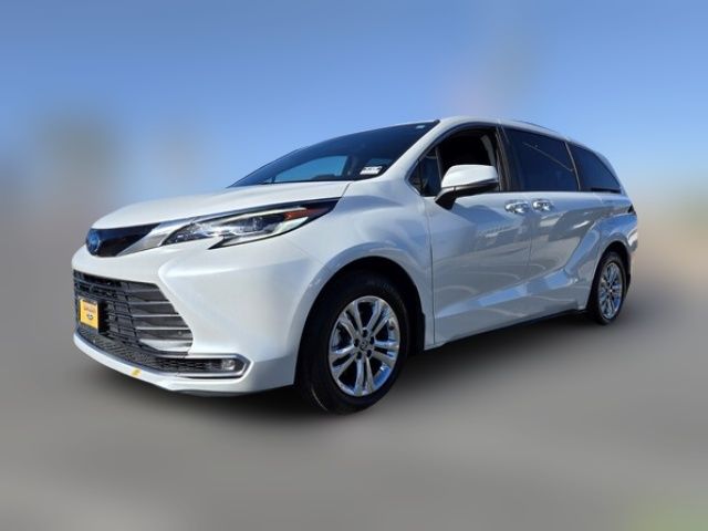 2022 Toyota Sienna Platinum