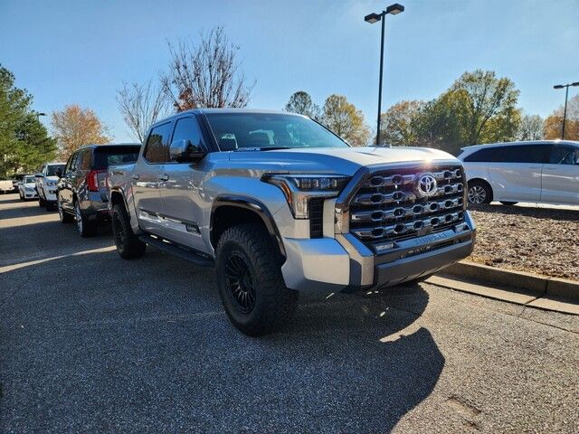 2022 Toyota Tundra 4WD Platinum Hybrid