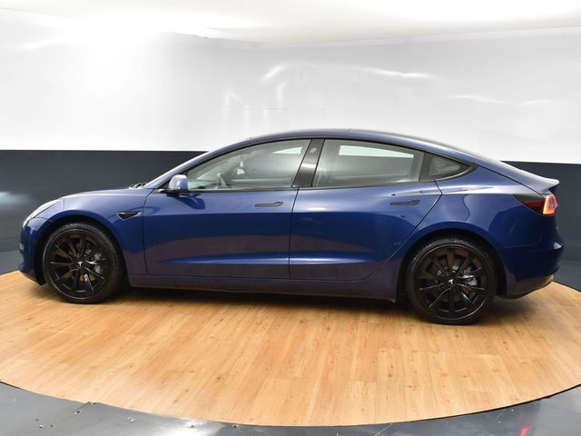 2022 Tesla Model 3 Base