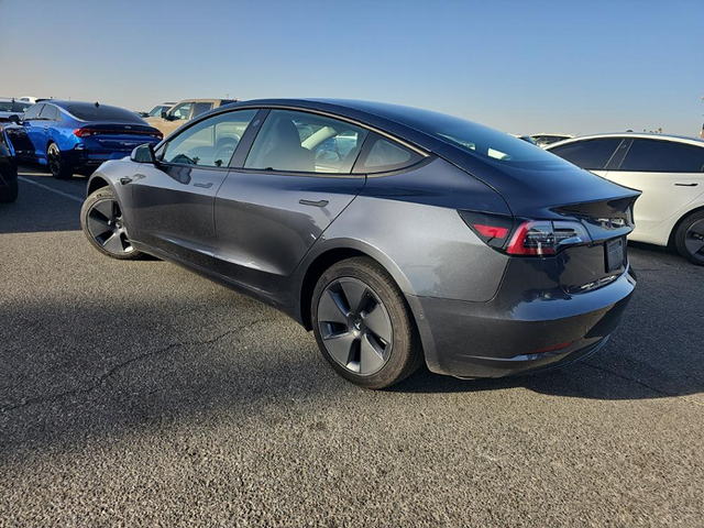 2022 Tesla Model 3 Base