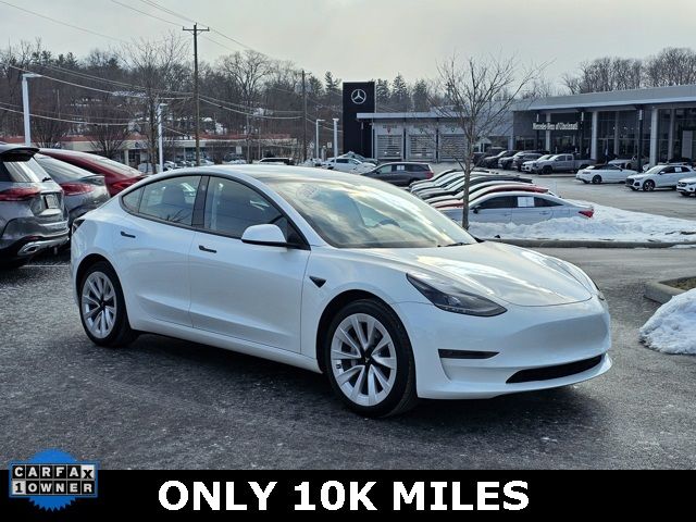 2022 Tesla Model 3 Base