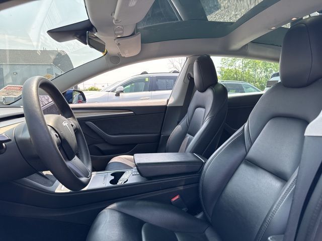 2022 Tesla Model 3 Base
