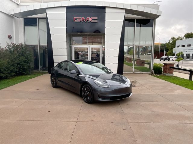 2022 Tesla Model 3 Long Range