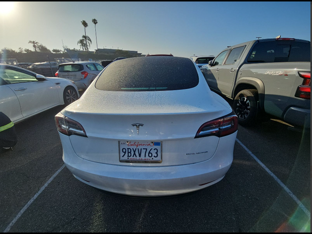 2022 Tesla Model 3 Long Range