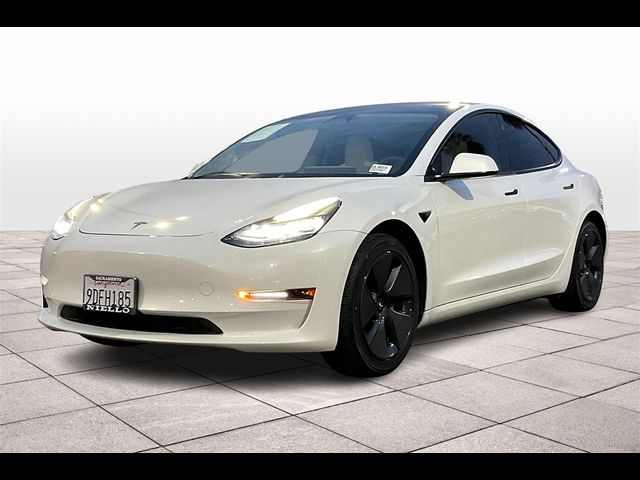 2022 Tesla Model 3 Long Range