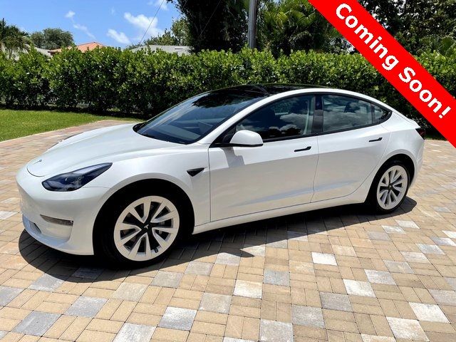 2022 Tesla Model 3 Long Range