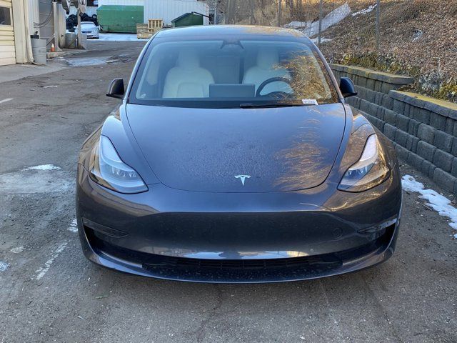 2022 Tesla Model 3 Base