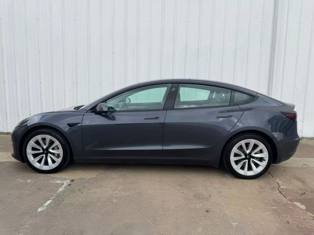 2022 Tesla Model 3 Base