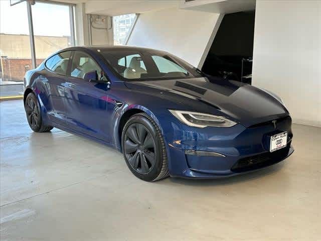 2022 Tesla Model S Base