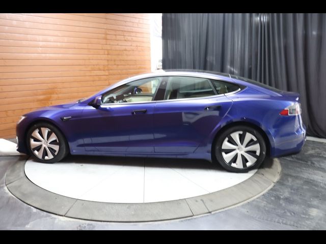 2022 Tesla Model S Base