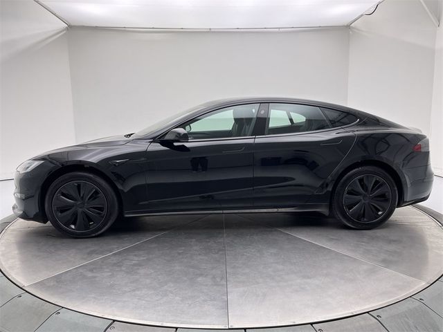 2022 Tesla Model S Base