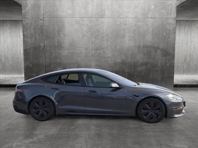 2022 Tesla Model S Base