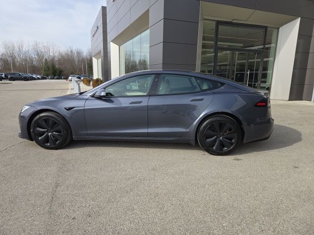 2022 Tesla Model S Base