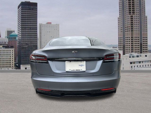 2022 Tesla Model S Base