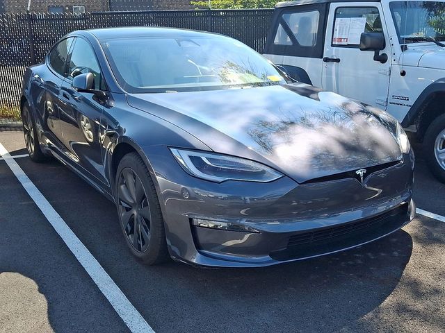 2022 Tesla Model S Base
