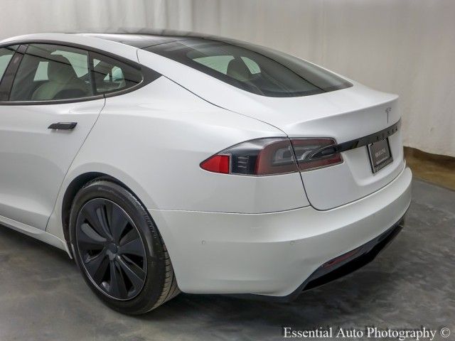 2022 Tesla Model S Base