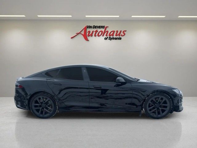 2022 Tesla Model S Plaid