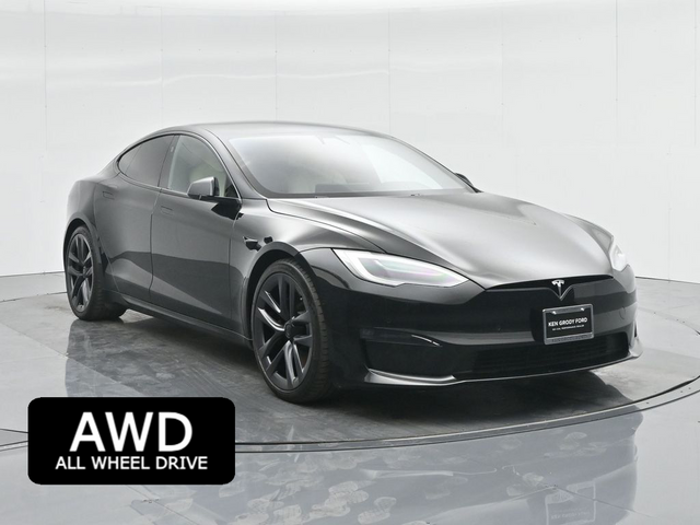 2022 Tesla Model S Plaid