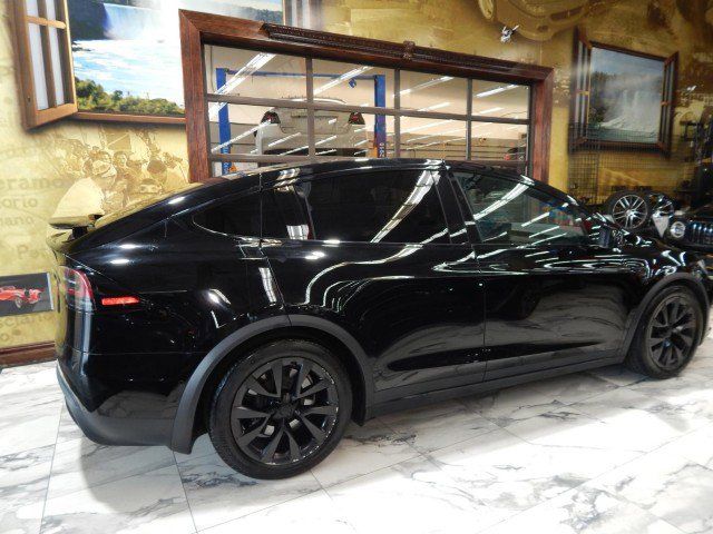 2022 Tesla Model X Base