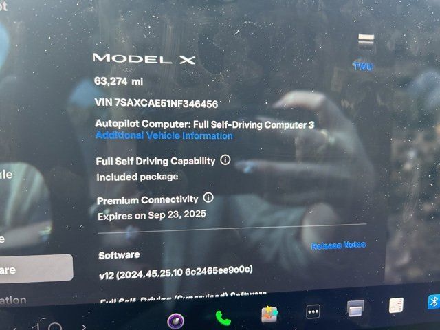 2022 Tesla Model X Base