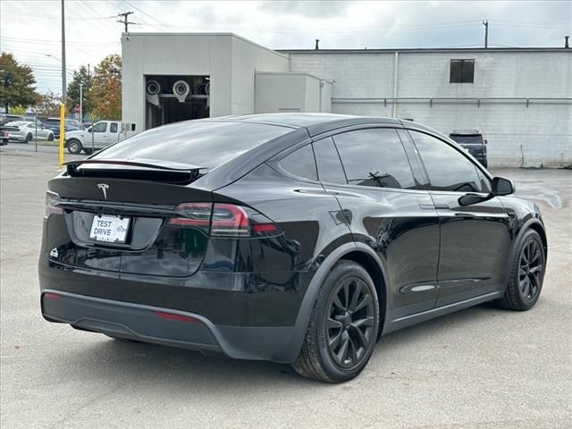 2022 Tesla Model X Base