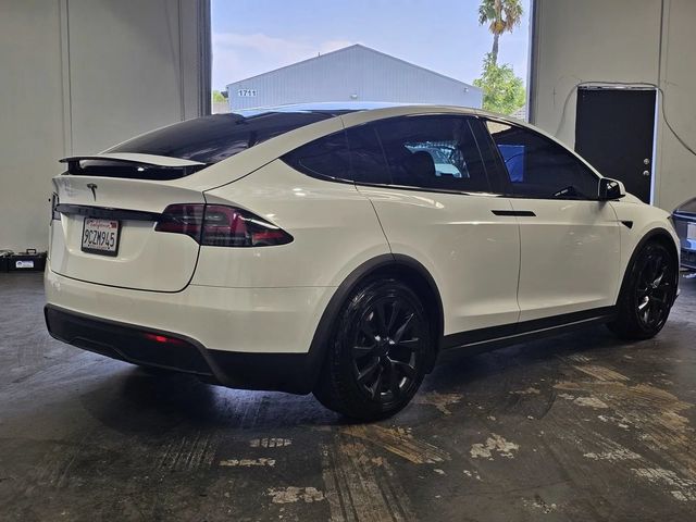 2022 Tesla Model X Base