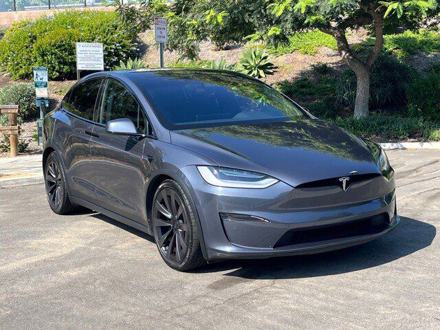 2022 Tesla Model X Base