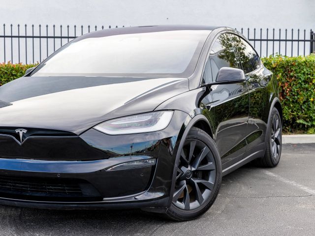 2022 Tesla Model X Base