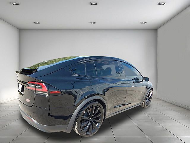 2022 Tesla Model X Plaid