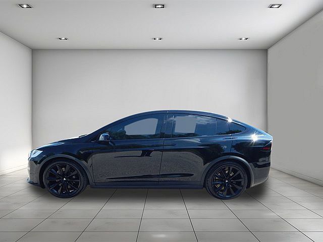 2022 Tesla Model X Plaid