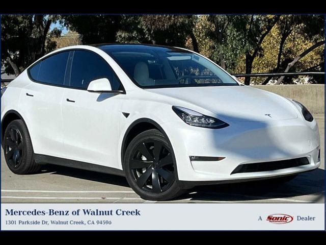 2022 Tesla Model Y Long Range