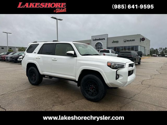 2022 Toyota 4Runner SR5