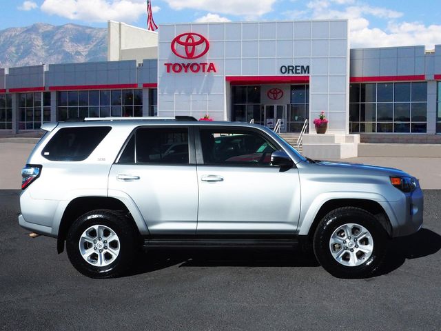 2022 Toyota 4Runner SR5