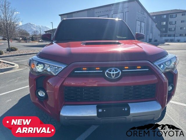 2022 Toyota 4Runner TRD Off Road