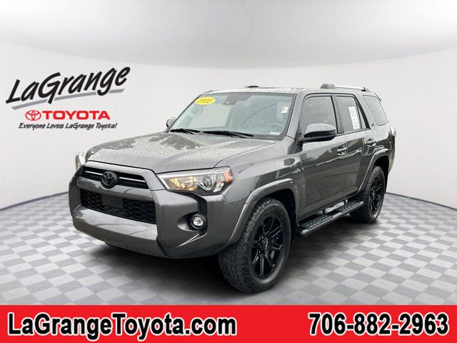 2022 Toyota 4Runner SR5