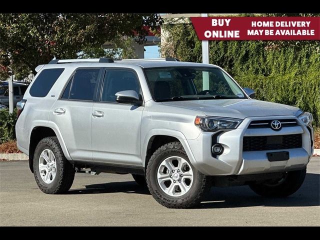 2022 Toyota 4Runner SR5